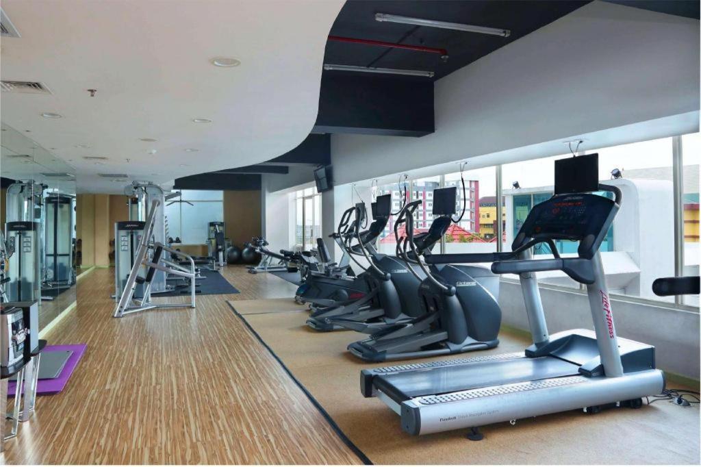 Golden Tulip Galaxy Hotel Banjarmasin Ngoại thất bức ảnh